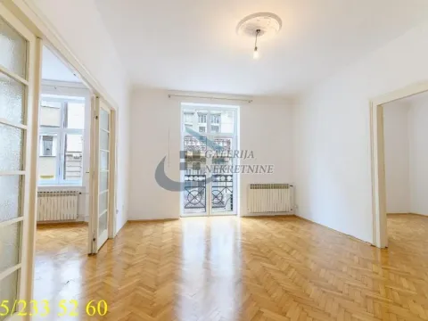 Izdavanje, četvorosoban stan, 104m², Stari Grad, Beograd - image 23