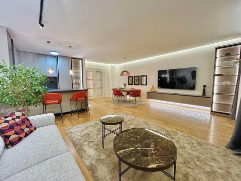 Izdavanje, dvosoban stan, 108m², Central Point, Podgorica - image 3