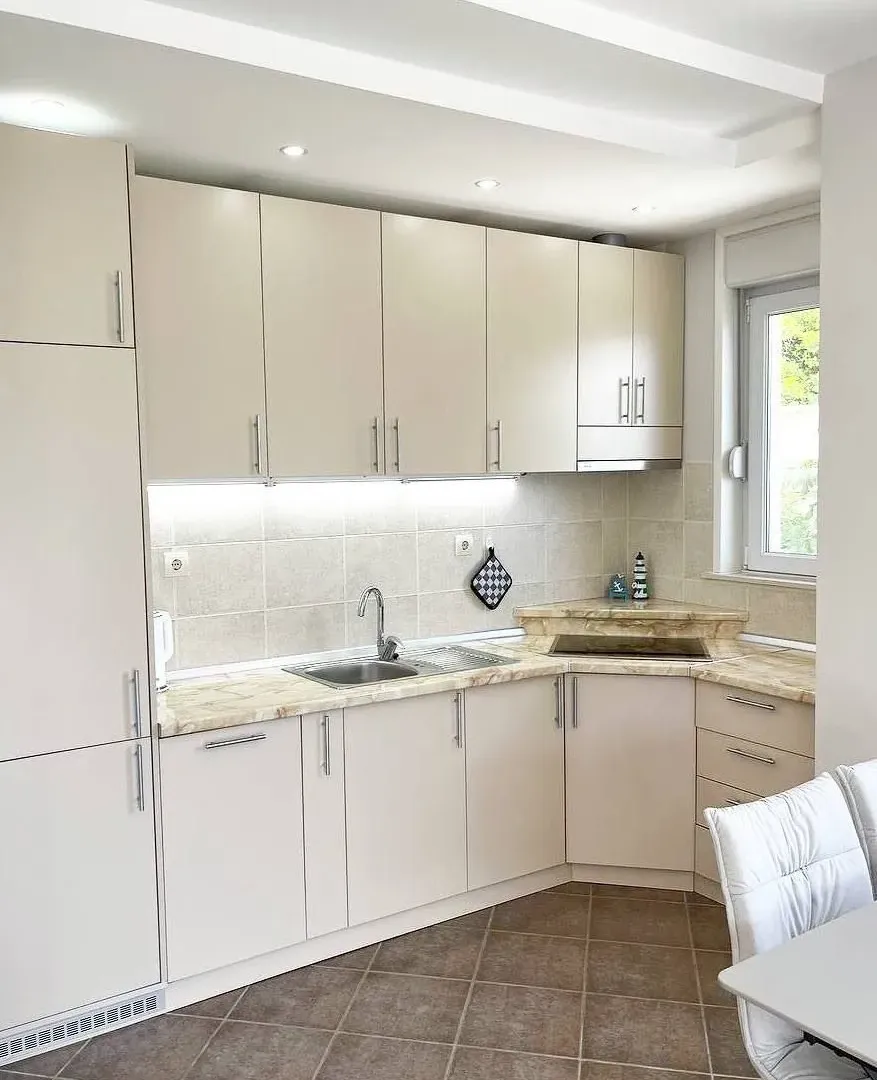 Prodaja, dvosoban stan, 87m², Dražin Vrt, Kotor