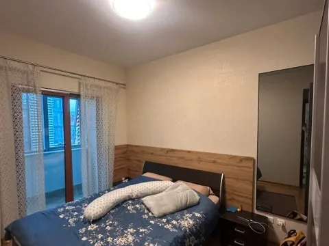 Izdavanje, jednosoban stan, 42m², Centar, Podgorica - image 5