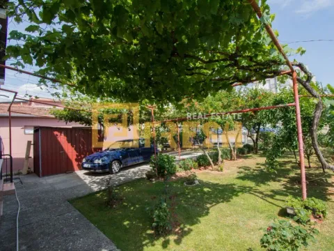 Sale, house, 168m², Tološi, Podgorica - image 3