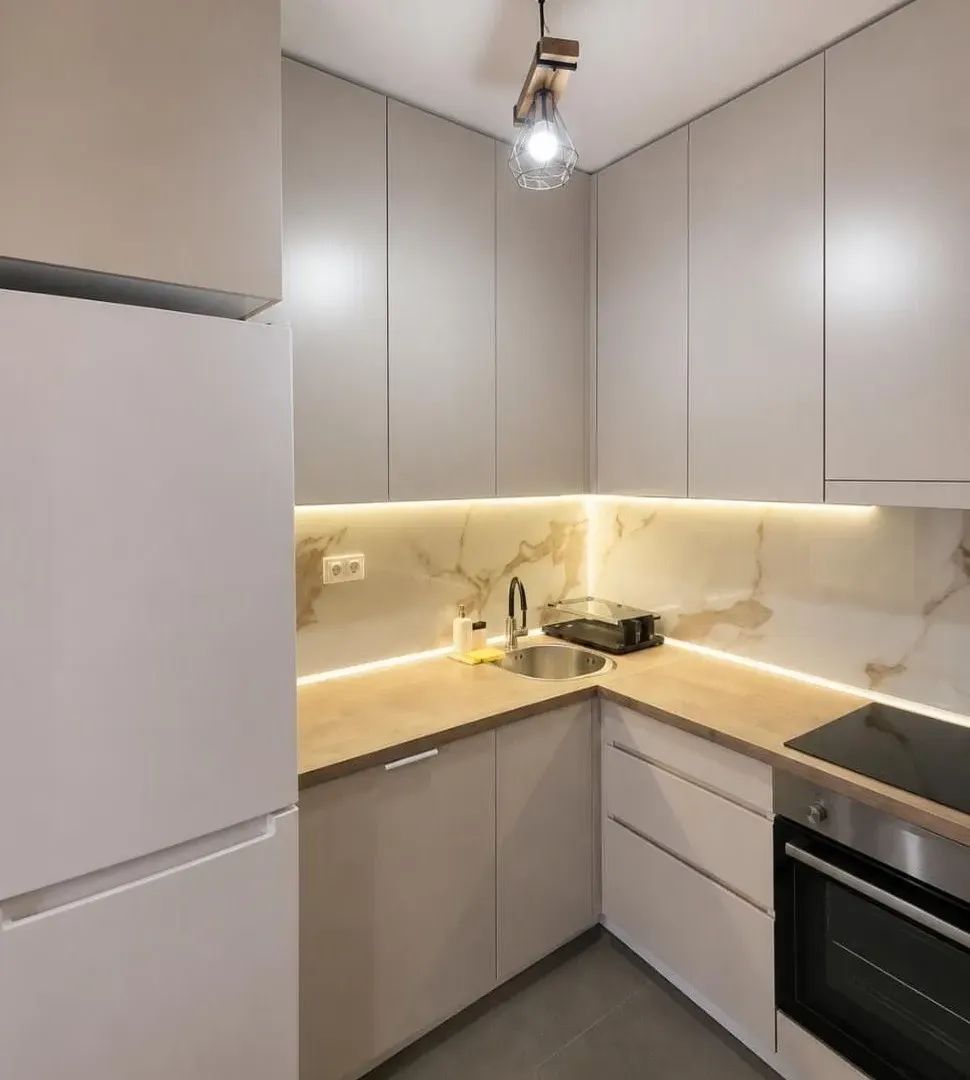 Izdavanje, jednosoban stan, 56m², Central Point, Podgorica
