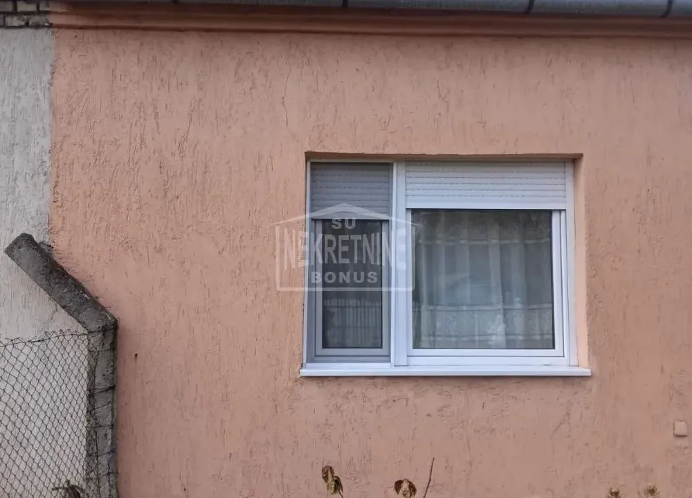 Prodaja, kuća, 72m², Peščara, Subotica