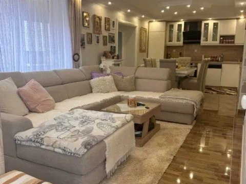 Prodaja, kuća, 220m², Vladimirovac, Alibunar - image 13