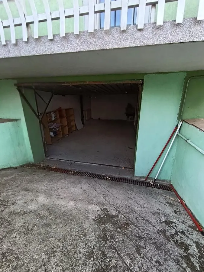 Prodaja, kuća, 190m², Salajka, Novi Sad Sve Podlokacije
