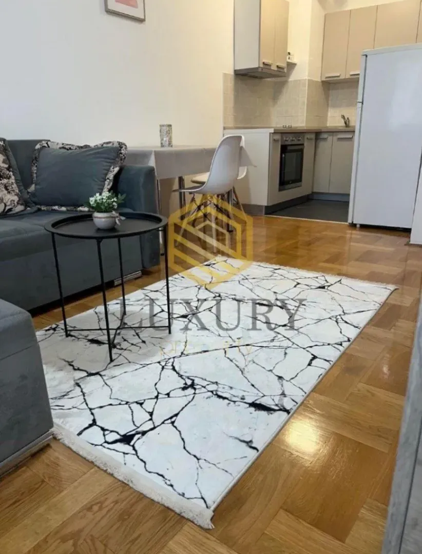 Rent, one bedroom apartment, 47m², Centar, Tivat