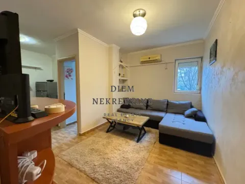 Rent, one bedroom apartment, 35m², Stari Aerodrom, Podgorica - image 6