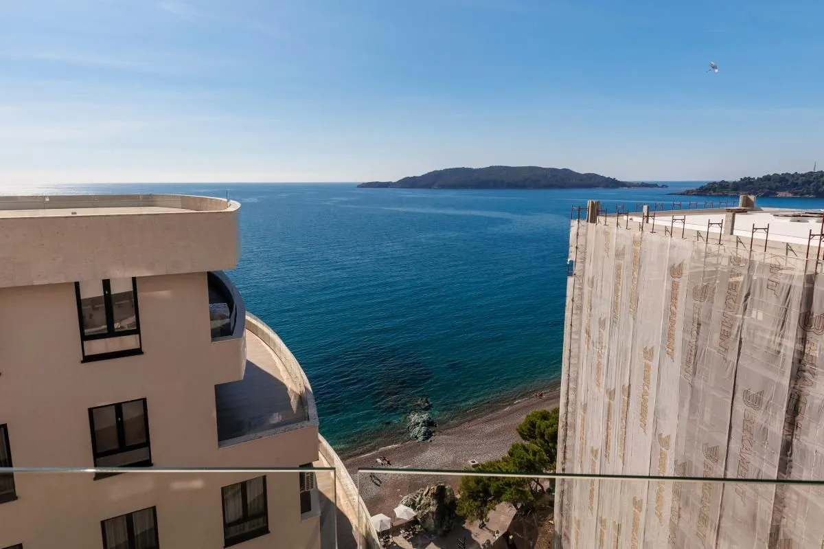 Sale, one bedroom apartment, 49m², Bečići, Budva