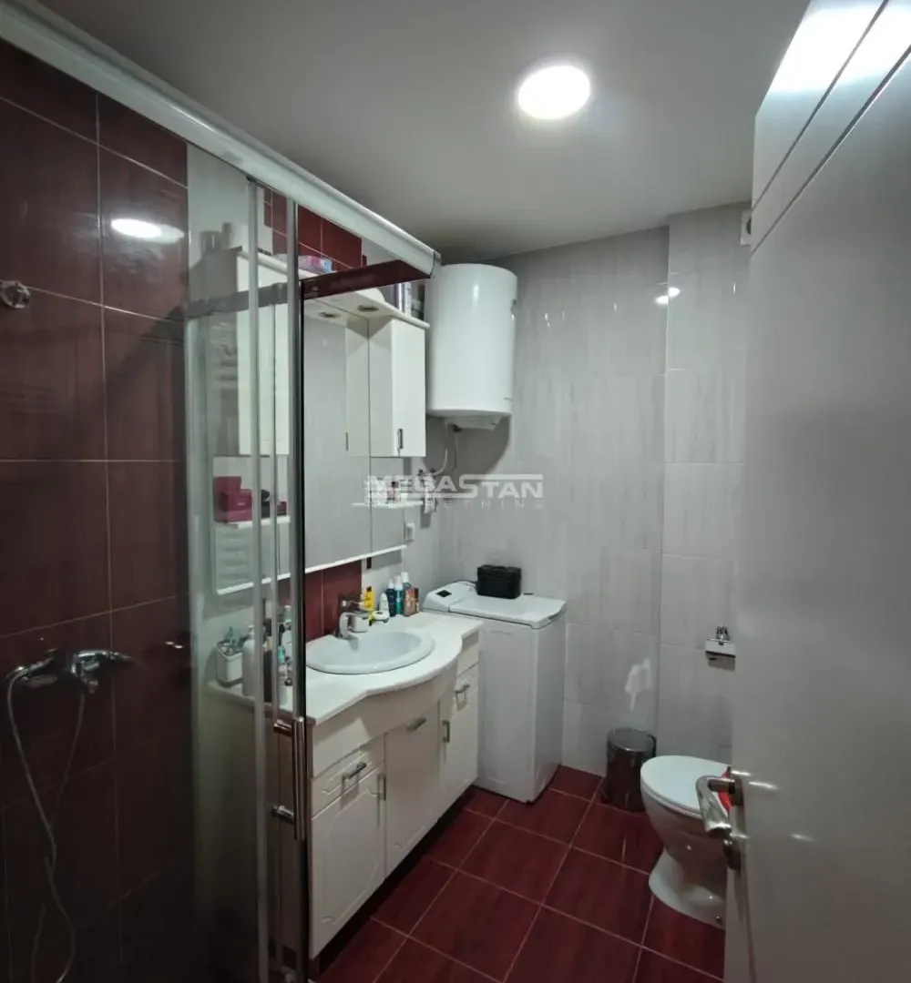 Izdavanje, dvosoban stan, 57m², Profesorska Kolonija, Palilula Sve Podlokacije