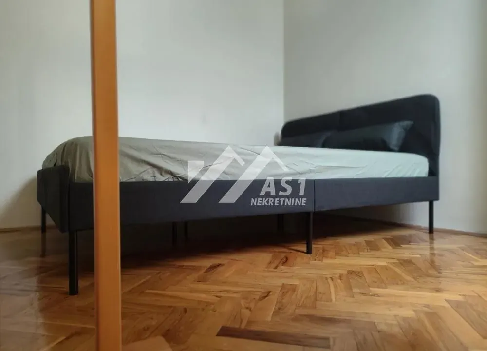 Izdavanje, trosoban stan, 70m², Kej, Novi Sad Sve Podlokacije