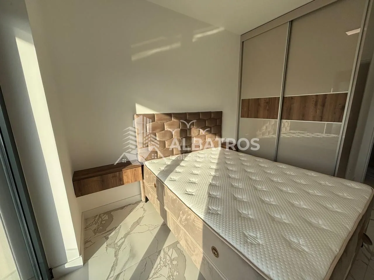 Izdavanje, jednosoban stan, 54m², Ilino, Bar