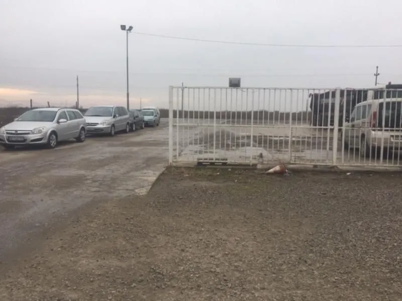 Rent, office space, 700m², Zemun Ugrinovci, Zemun Sve Podlokacije