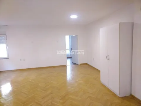 Rent, office space, 59m², Vračar Centar, Vračar Sve Podlokacije - image 5