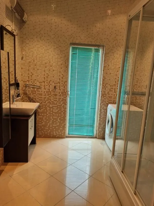 Prodaja, dvosoban stan, 108m², Igalo, Herceg Novi