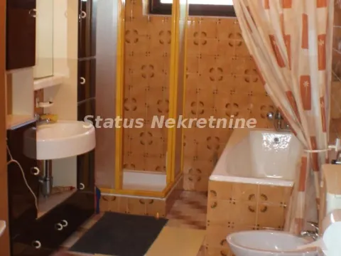 Sale, house, 372m², Bački Petrovac, Novi Sad - image 9