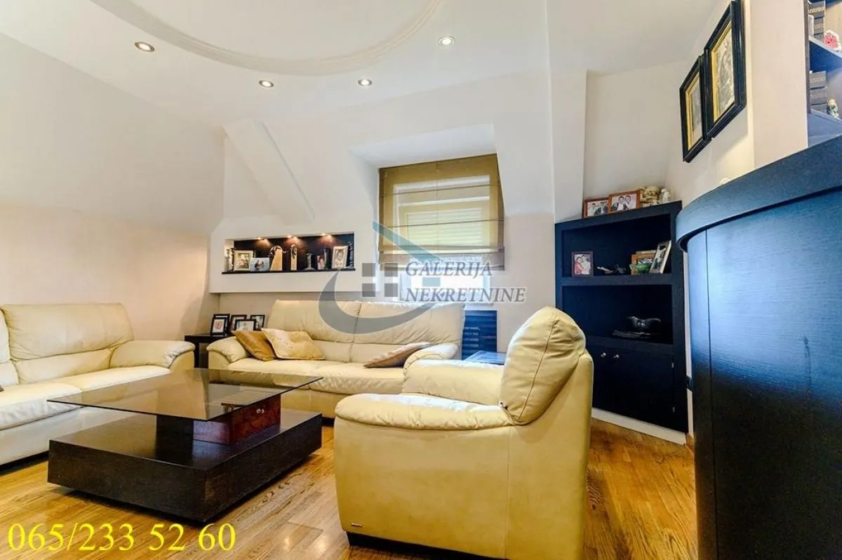 Prodaja, trosoban stan, 77m², Žarkovo, Beograd
