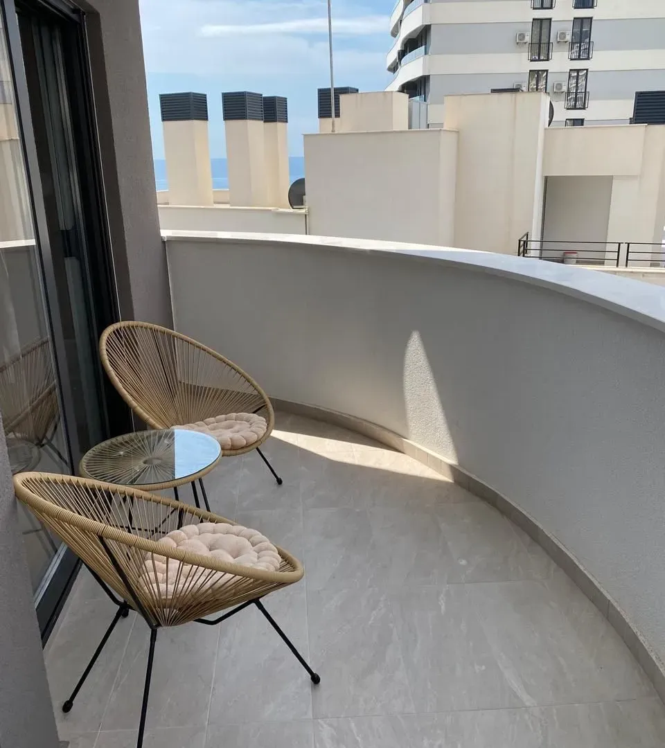 Sale, one bedroom apartment, 42m², Bečići, Budva