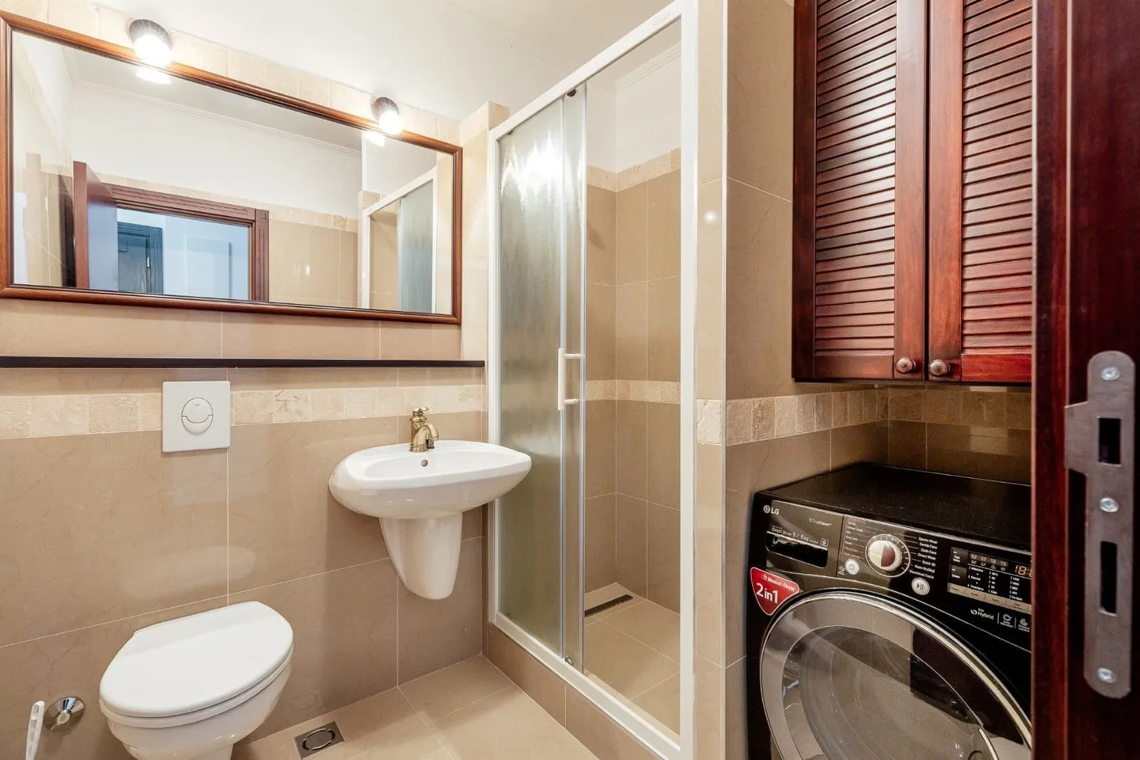 Sale, three bedroom apartment, 103m², Kostanjica, Kotor