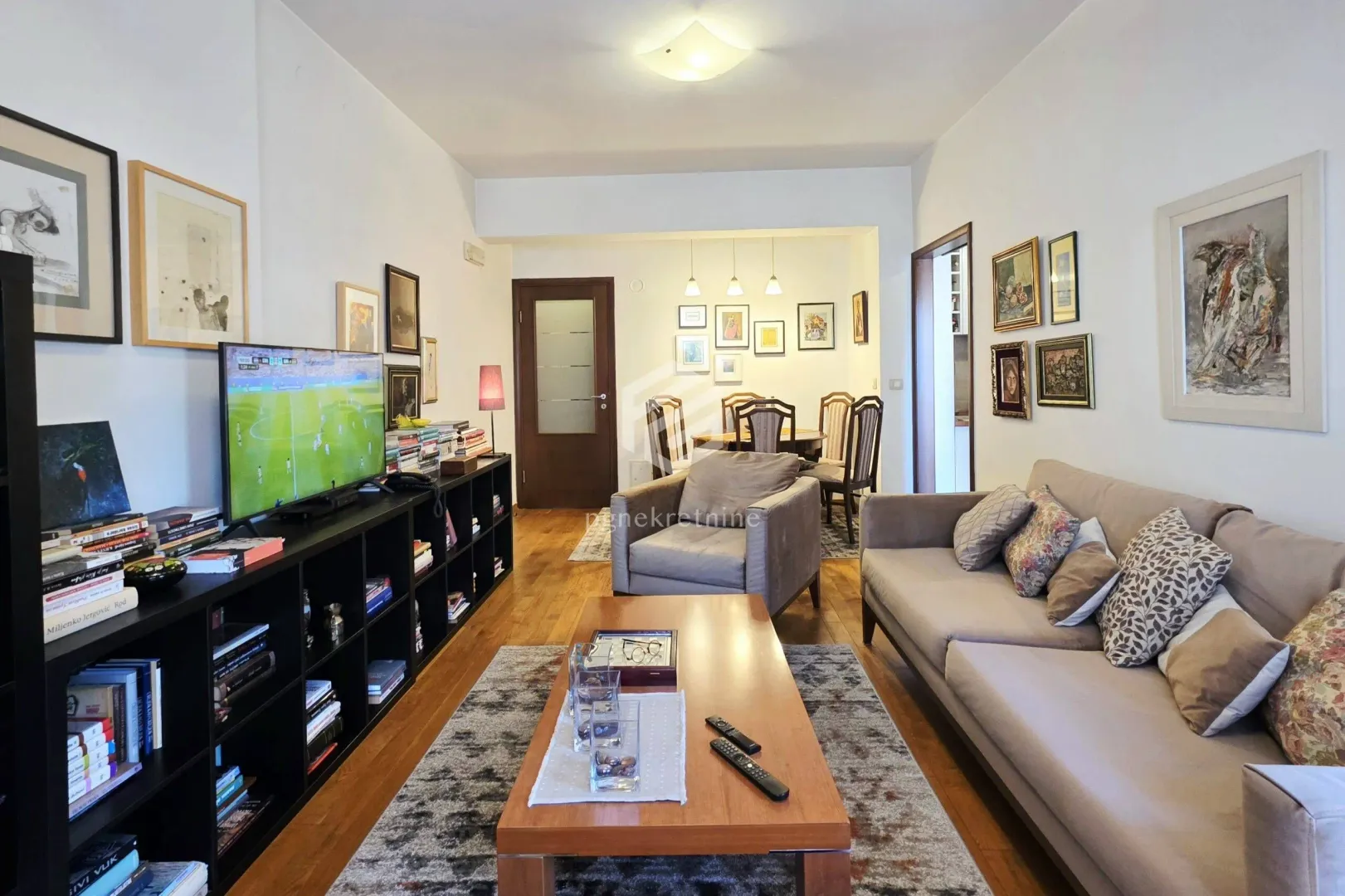 Prodaja, dvosoban stan, 62m², Krivi Most, Podgorica