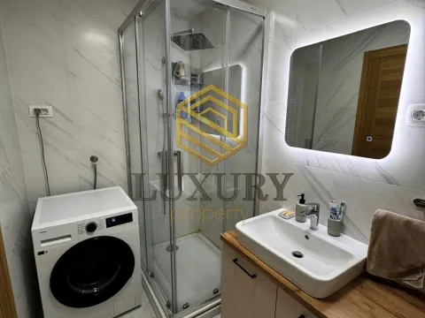 Sale, two bedroom apartment, 72m², New City, Podgorica - image 5