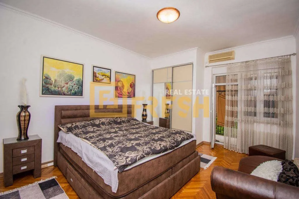 Rent, two bedroom apartment, 73m², Centar, Podgorica