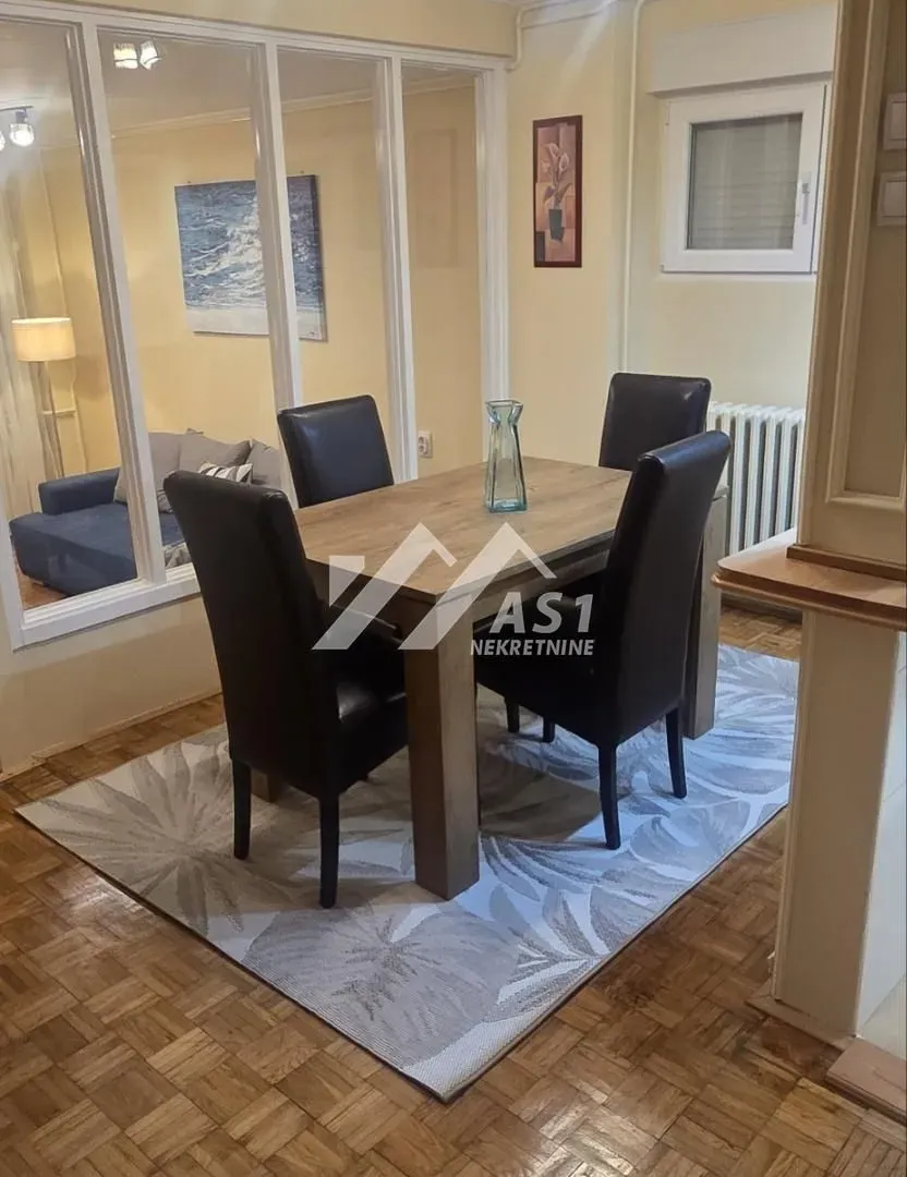Izdavanje, jednosoban stan, 43m², Liman 3, Novi Sad Sve Podlokacije