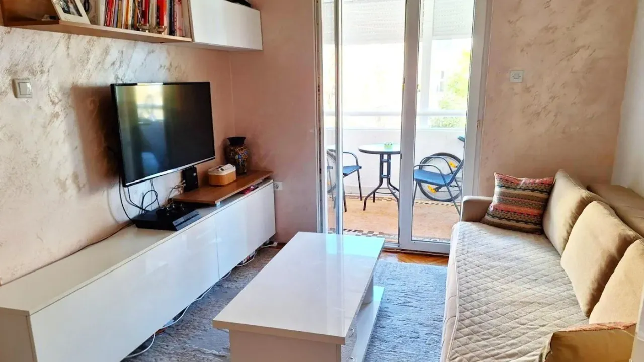 Rent, apartment, 35m², Stari Aerodrom, Podgorica