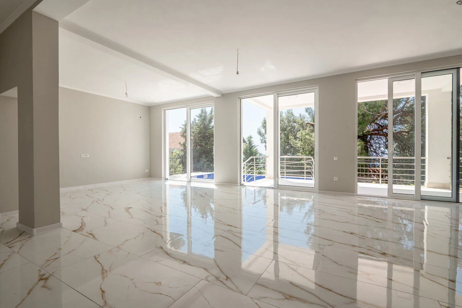Sale, house, 210m², Zeleni Pojas, Bar
