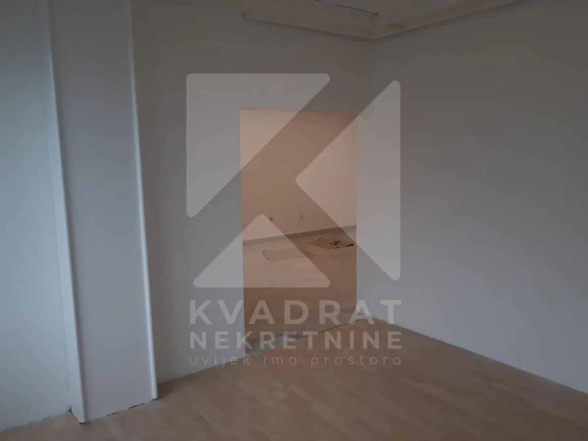 Sale, office space, 49m², Lepa Kata, Podgorica