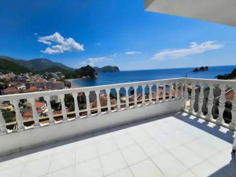 Prodaja, dvosoban stan, 60m², Petrovac, Budva