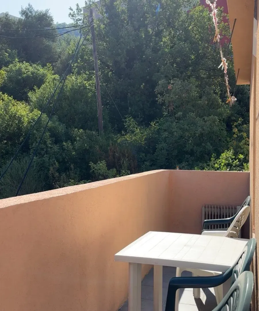 Rent, one bedroom apartment, 43m², Rafailovići, Budva