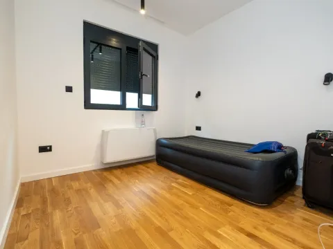 Rent, house, 180m², Gornja Gorica, Podgorica - image 16