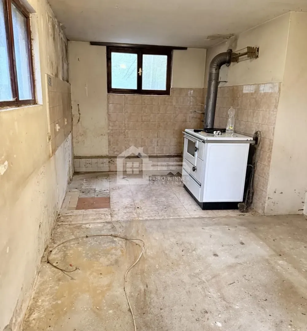 Prodaja, kuća, 220m², Čukarica, Beograd