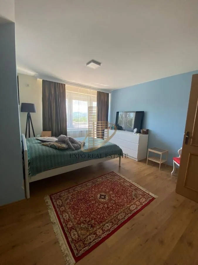 Sale, house, 355m², Djurinci, Sopot
