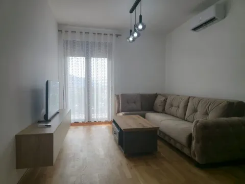 Rent, one bedroom apartment, 41m², Tološi, Podgorica - image 2