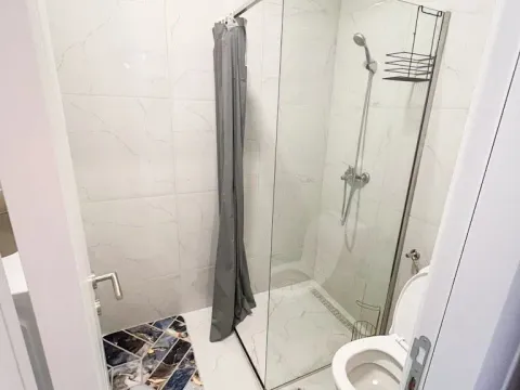 Izdavanje, jednosoban stan, 45m², City Kvart, Podgorica - image 6