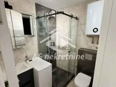 Izdavanje, stan, 60m², Senjak, Beograd - image 10