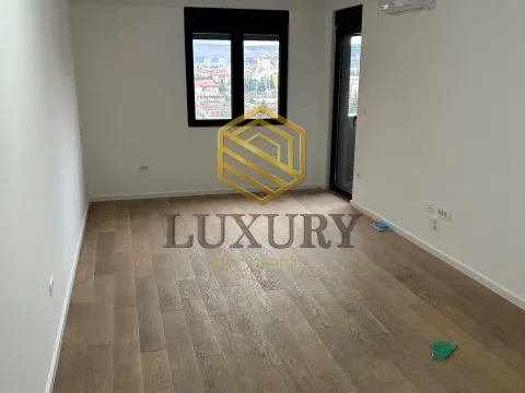 Sale, one bedroom apartment, 43m², Stari Aerodrom, Podgorica - image 4