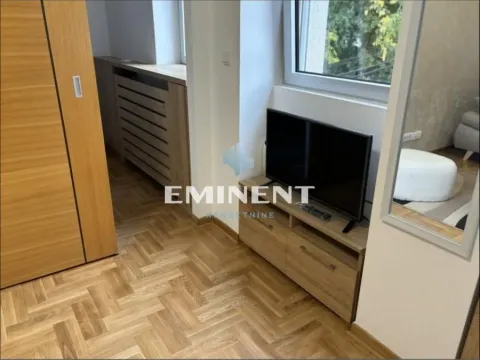 Izdavanje, dvosoban stan, 40m², Stari Grad, Beograd - image 8