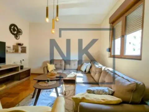 Izdavanje, dvosoban stan, 70m², Stari Aerodrom, Podgorica - image 2