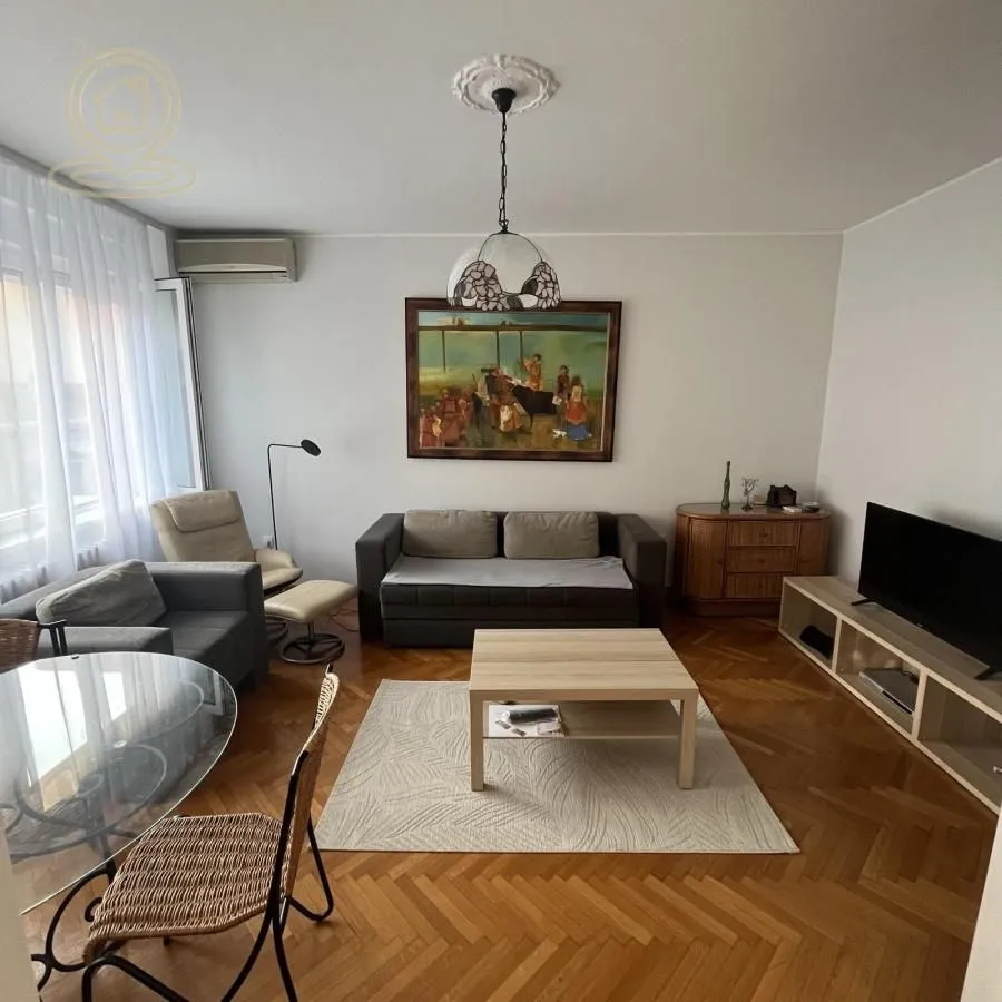 Rent, three bedroom apartment, 61m², Stari Grad, Beograd