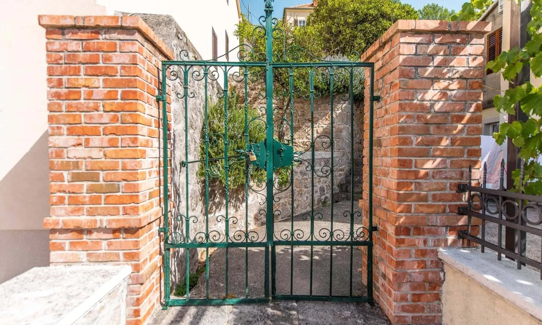 Sale, house, 350m², Bigova, Kotor