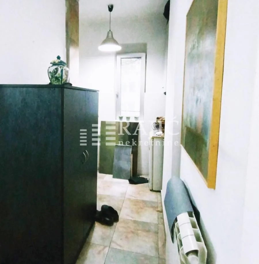 Rent, office space, 40m², Savski Venac, Beograd