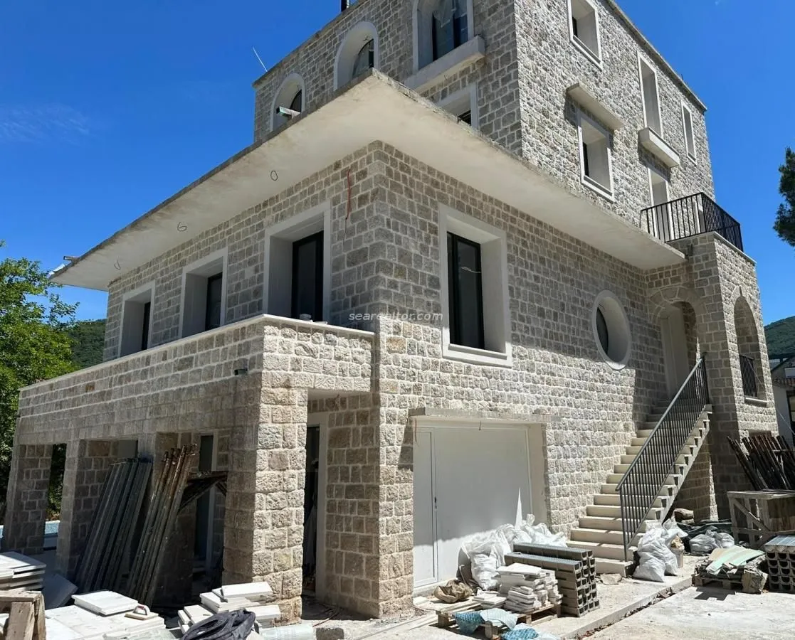 Prodaja, kuća, 500m², Donja Lastva, Tivat