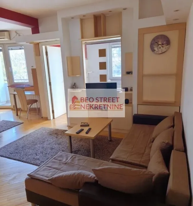 Rent, two bedroom apartment, 48m², Đeram Pijaca, Beograd