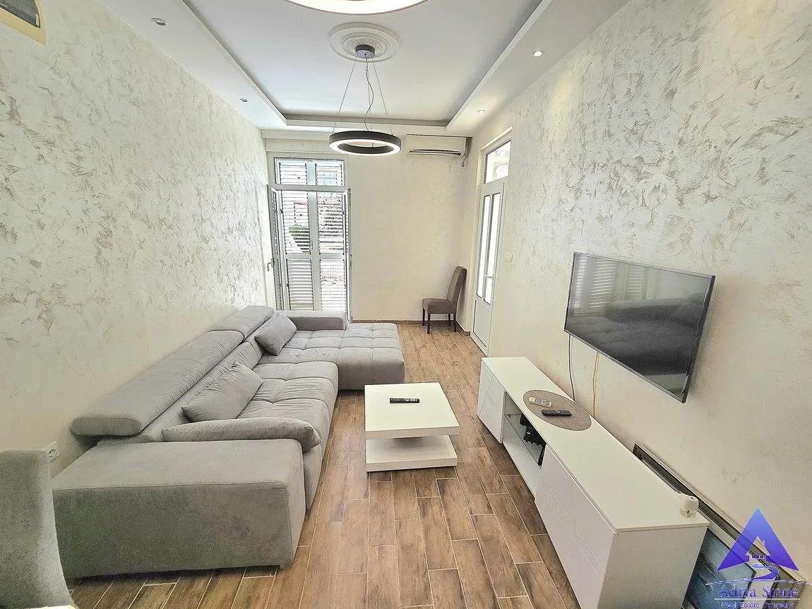 Prodaja, dvosoban stan, 62m², Golubovina, Budva