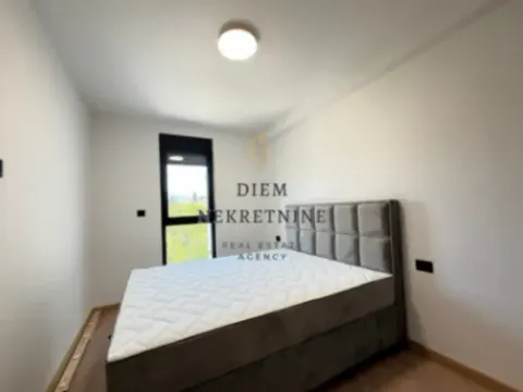 Izdavanje, dvosoban stan, 70m², Zagorič, Podgorica - image 10