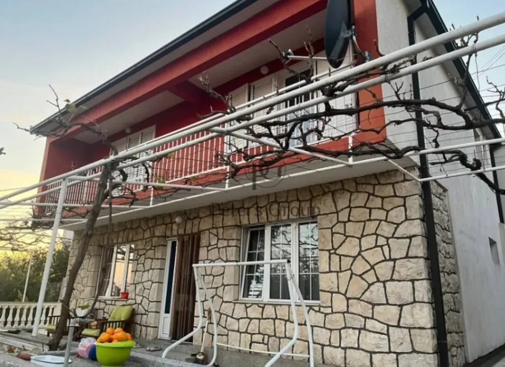 Prodaja, kuća, 218m², Meterizi, Ulcinj