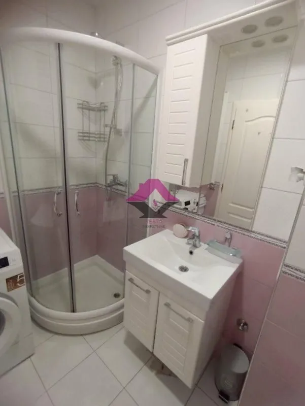 Izdavanje, trosoban stan, 70m², Bulevar Oslobodjenja, Novi Sad Sve Podlokacije