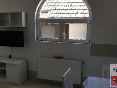 Izdavanje, jednosoban stan, 50m², Petrovaradin, Novi Sad - image 9